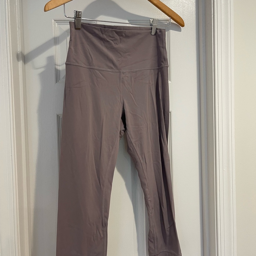 Lululemon Align Cropped Leggings (Lilac)
